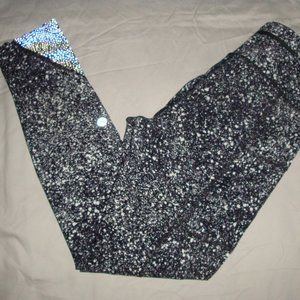 Lululemon Tight Stuff Tights, Size 4 Reflective